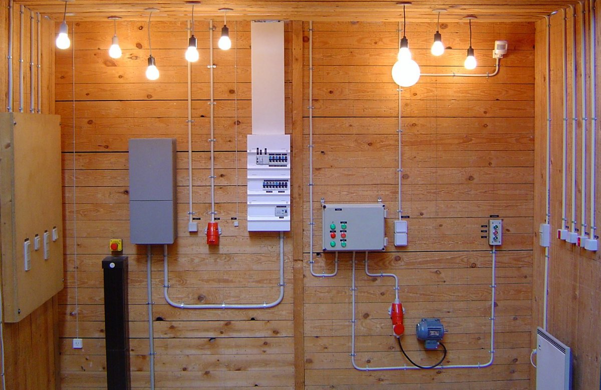 Электропроводка в частном доме – от проектирования до монтажа